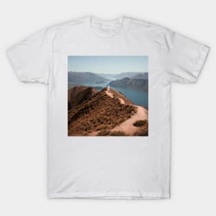 Roys Peak Famous Travel Destination Wanaka Lake T-Shirt